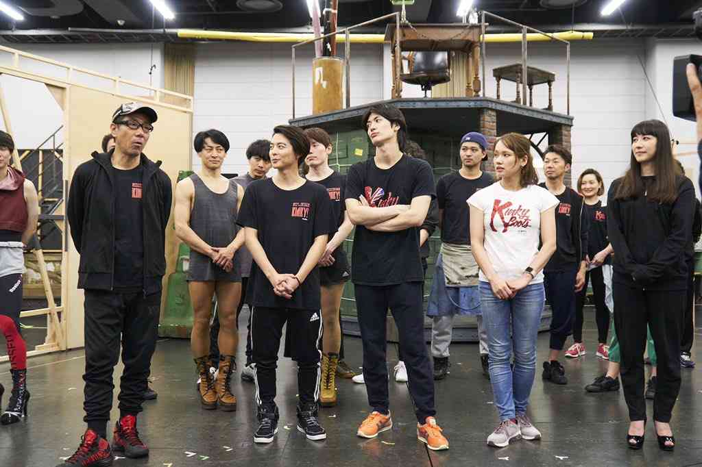 三浦春馬さん代表作「キンキーブーツ」特別映像が公開「春馬はいつまでも大切な一員」