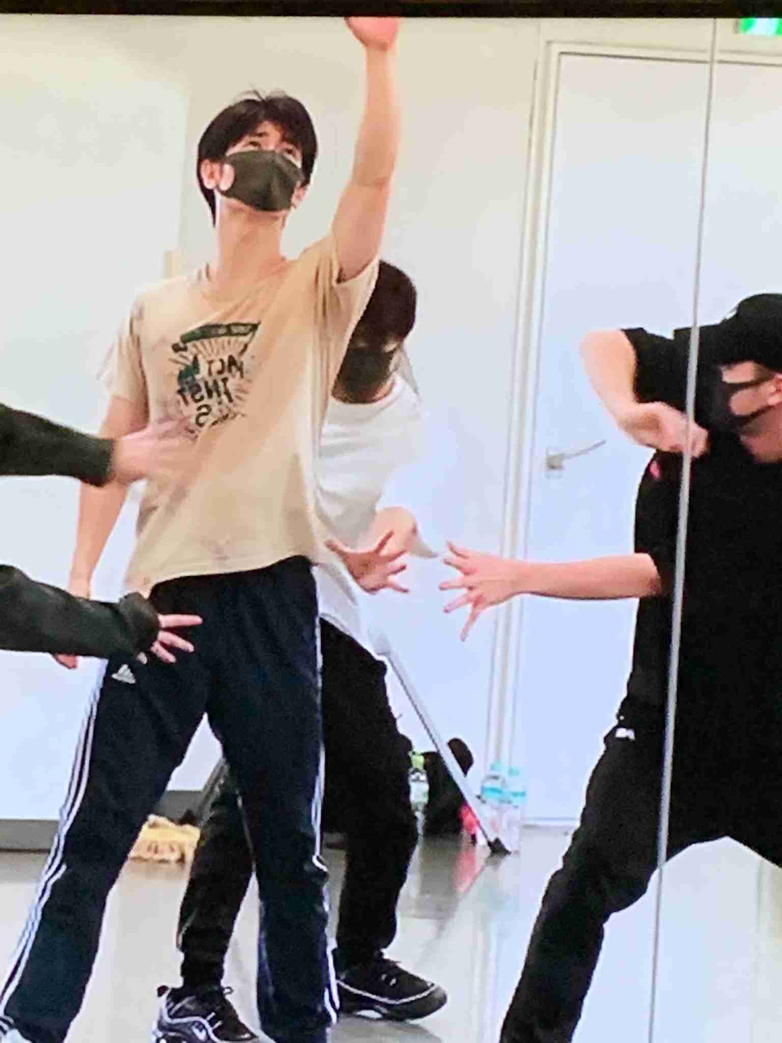 三浦春馬さん代表作「キンキーブーツ」特別映像が公開「春馬はいつまでも大切な一員」