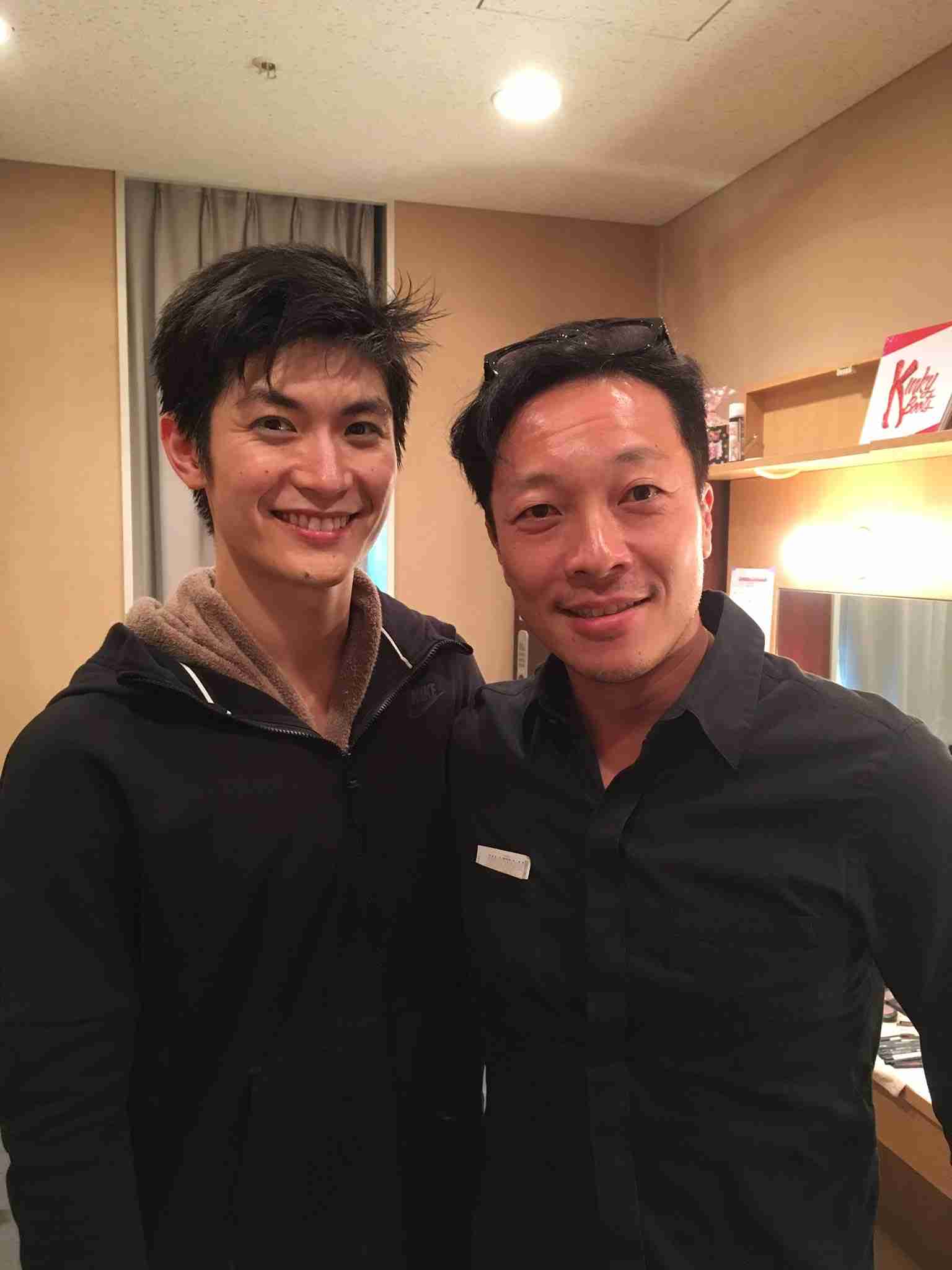 三浦春馬さん代表作「キンキーブーツ」特別映像が公開「春馬はいつまでも大切な一員」