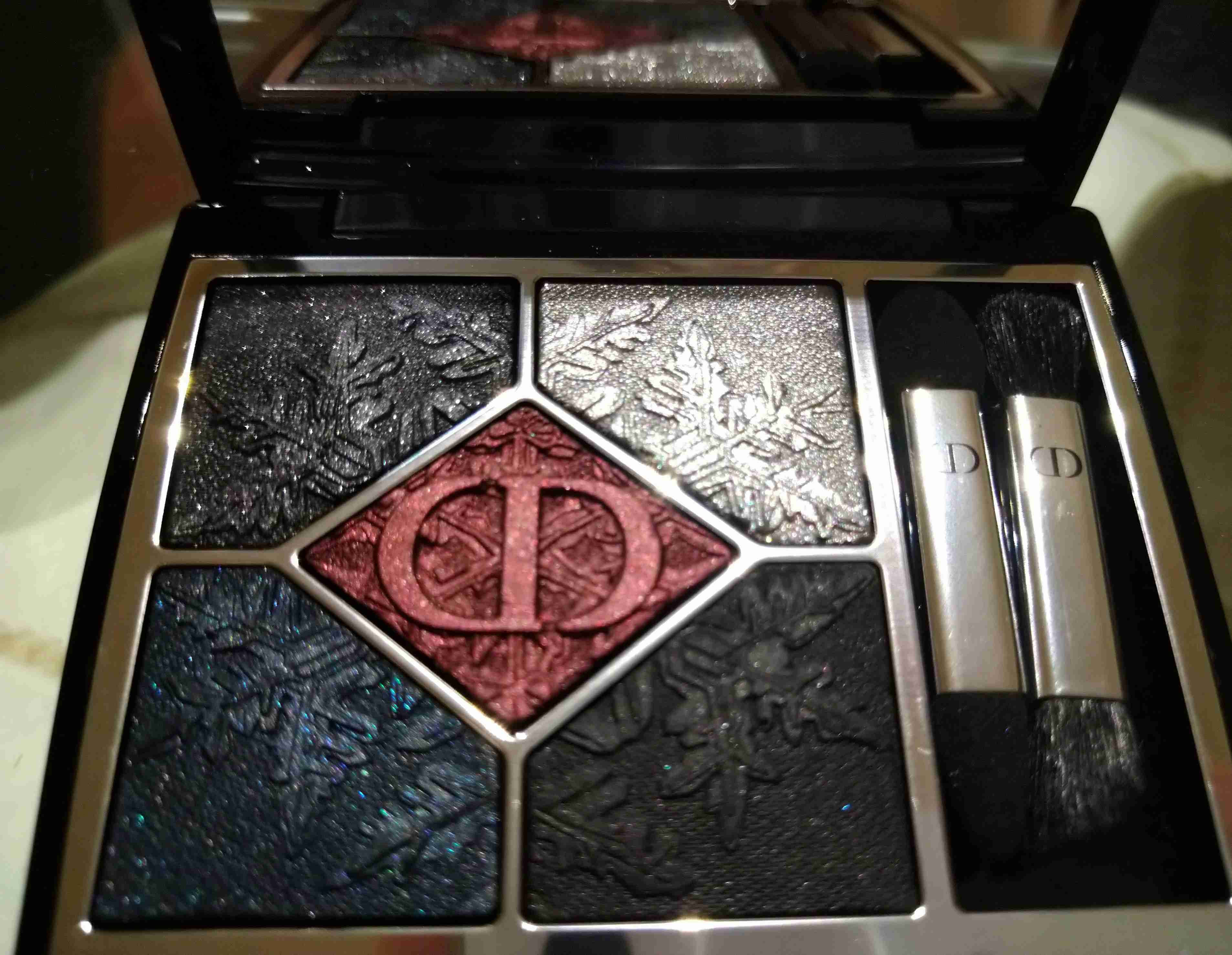 ブルベ冬の秋冬コスメ