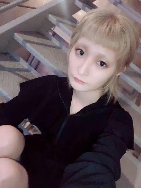 BiSH、冬スタイルを華麗に着こなし 『smart』表紙&17P大特集&付録は「ラーメンタイマー」