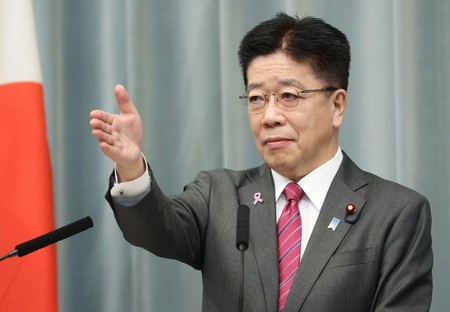 政府、「感染症対策官」設置へ　危機管理を強化