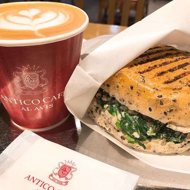 有名コーヒーチェーン店を語りたい