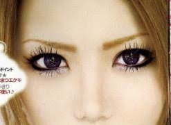 平子理沙、25年前の細眉へそ出しショット公開「わたし史上最高の細眉～!90年代ってカンジ」