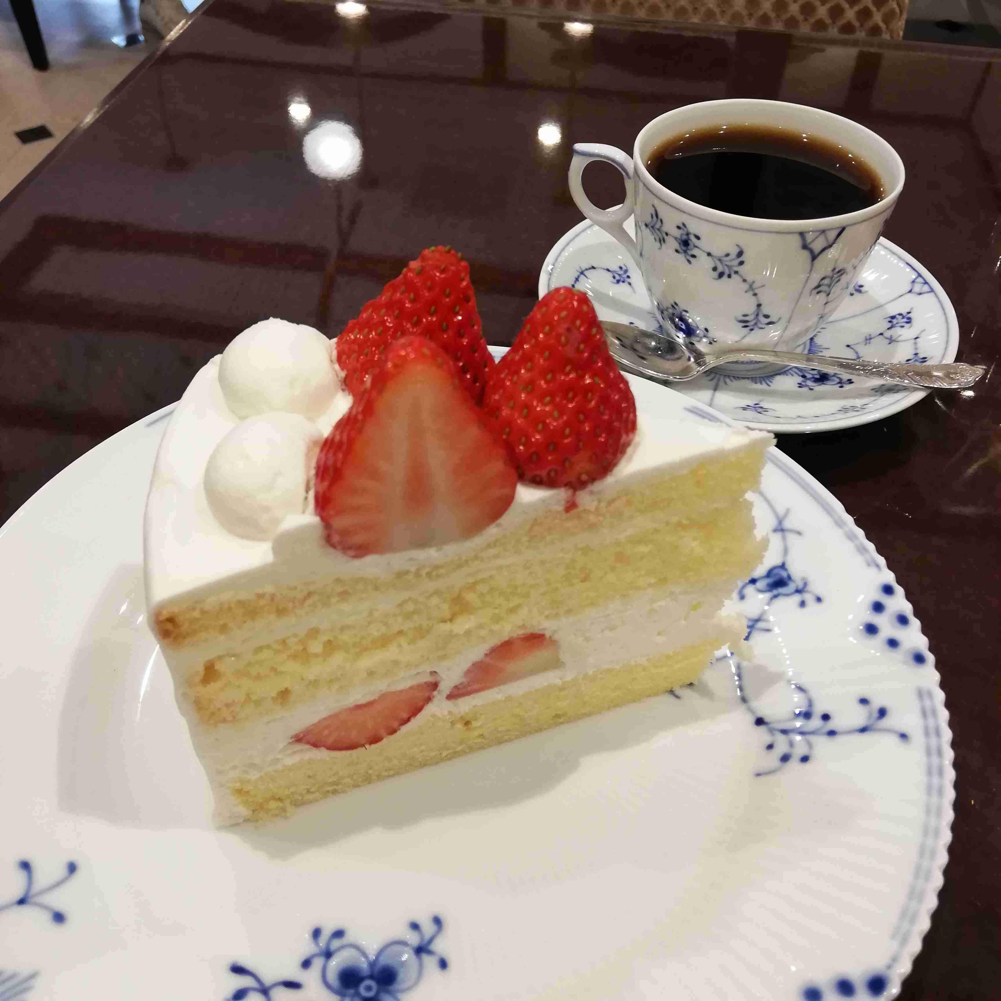 【家】コーヒーやお茶にいくらかける?【カフェ】