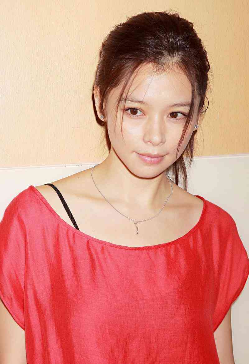台湾で大活躍中のビビアン・スー 衰えぬ容姿に「時を凍らせている」の声