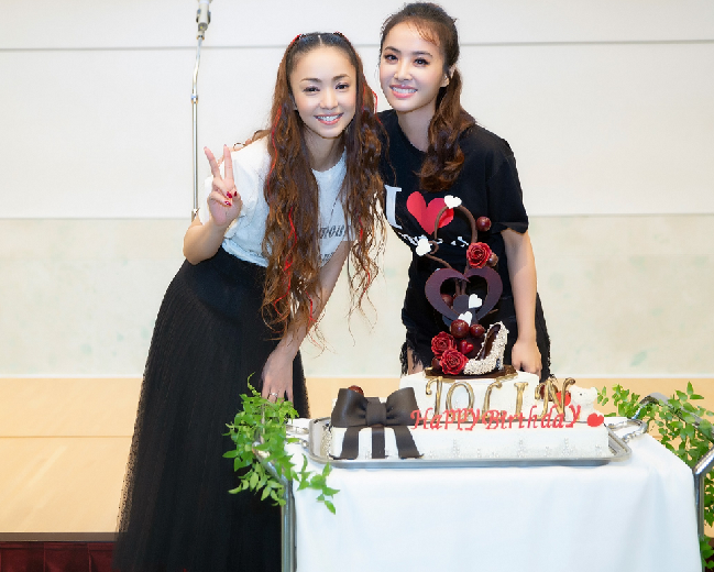 台湾で大活躍中のビビアン・スー 衰えぬ容姿に「時を凍らせている」の声
