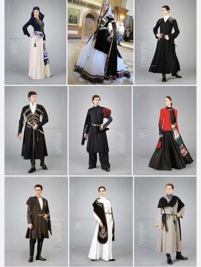 世界の素敵な民族衣装を貼るトピ