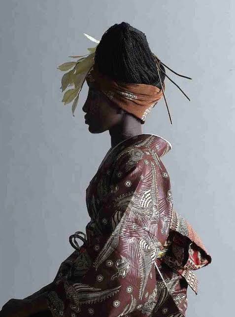 世界の素敵な民族衣装を貼るトピ