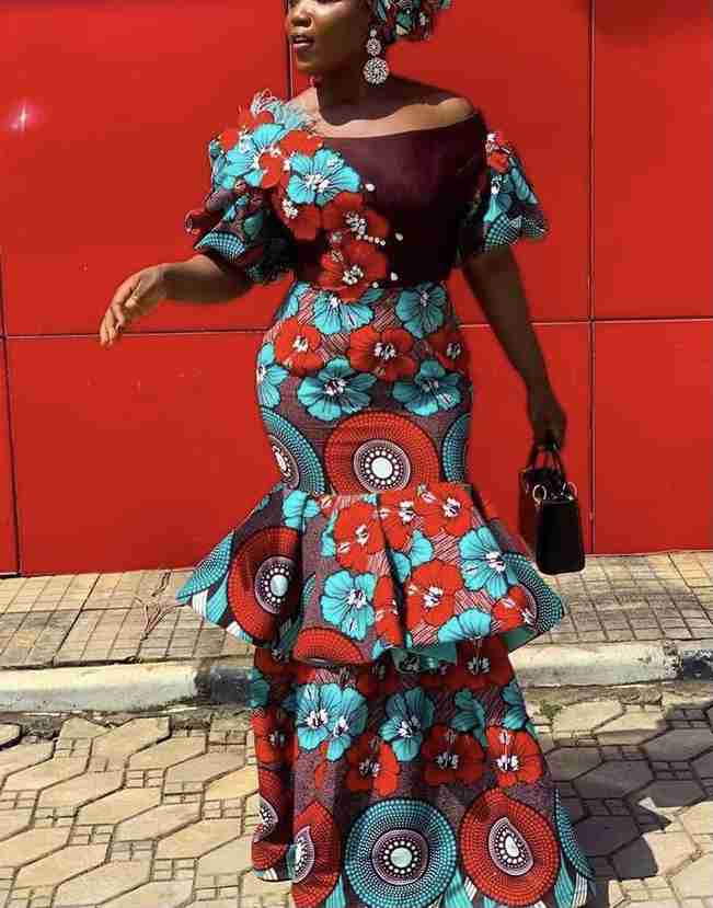 世界の素敵な民族衣装を貼るトピ