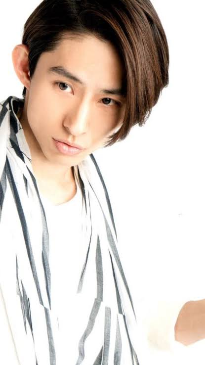 声が高めの男性は恋愛対象?