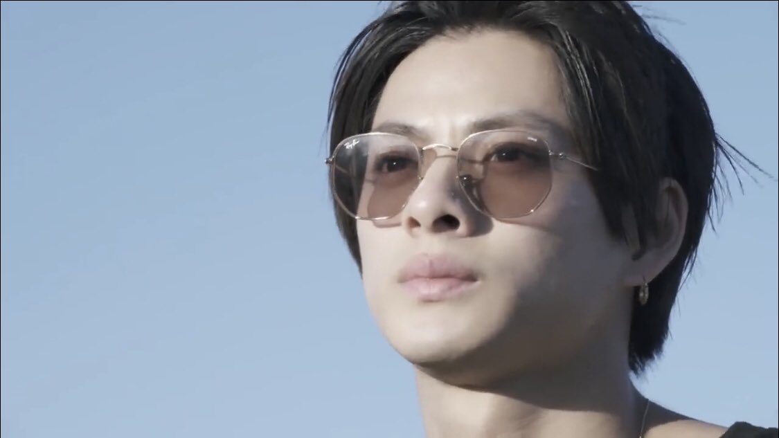 King & Prince、大活躍の一年を総まとめ 『MORE』表紙&10ページ特集 