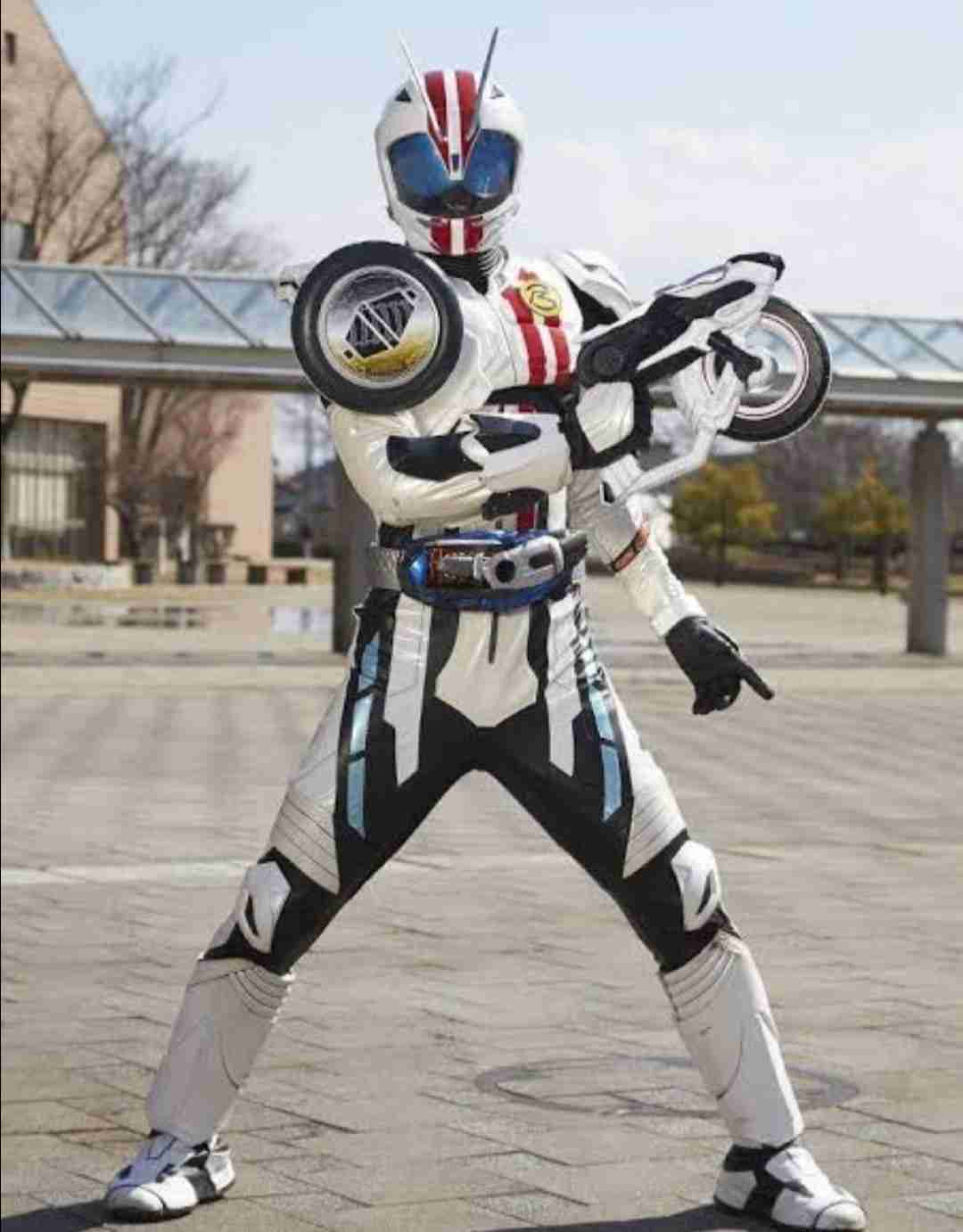 スーパー戦隊最新作「機界戦隊ゼンカイジャー」はアカレンジャーと歴代ロボがモチーフ！