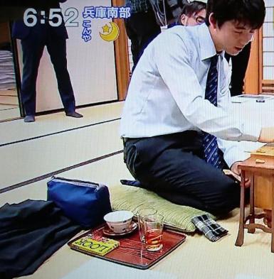 将棋の藤井聡太王位・棋聖とサントリー食品・不二家が広告契約へ