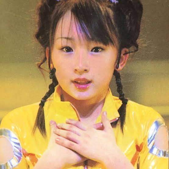 加護亜依「最近急激に女子」8歳長女の“顔出し”ショットを公開