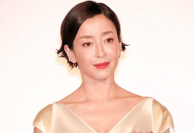 宮沢りえ「普通の人がマネしたらヤケド」マッシュルームヘア姿