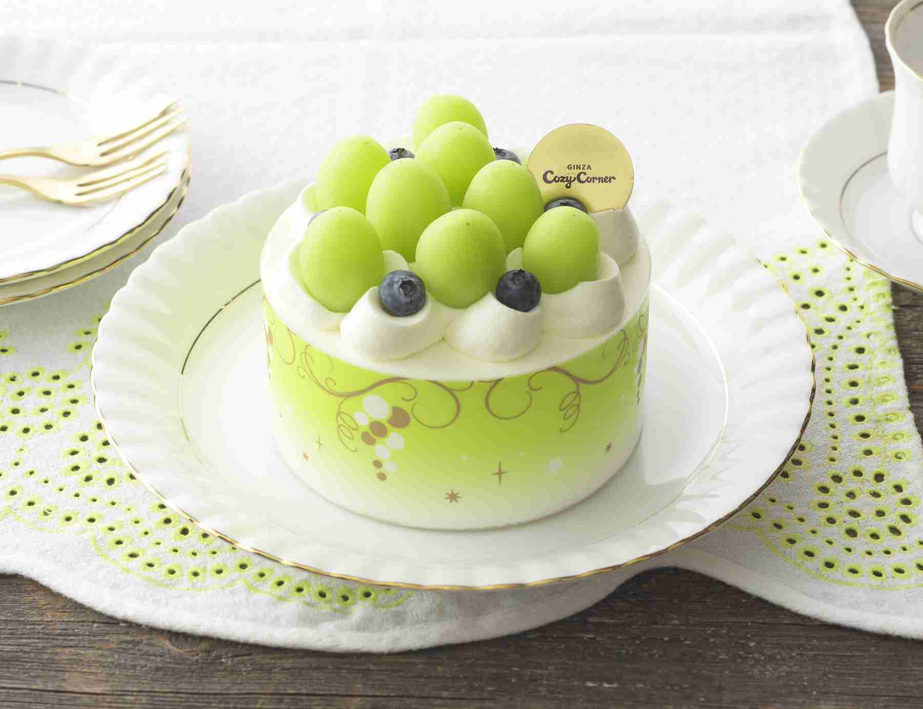 お金持ちの友達の家で出て来そうなお菓子の写真を貼ろう！