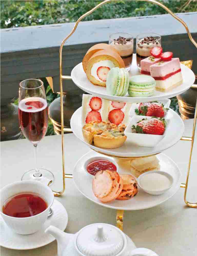 お金持ちの友達の家で出て来そうなお菓子の写真を貼ろう！