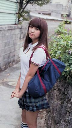 久松郁実、新型コロナ感染 18日に味覚・嗅覚異常を発症、現在は自宅待機