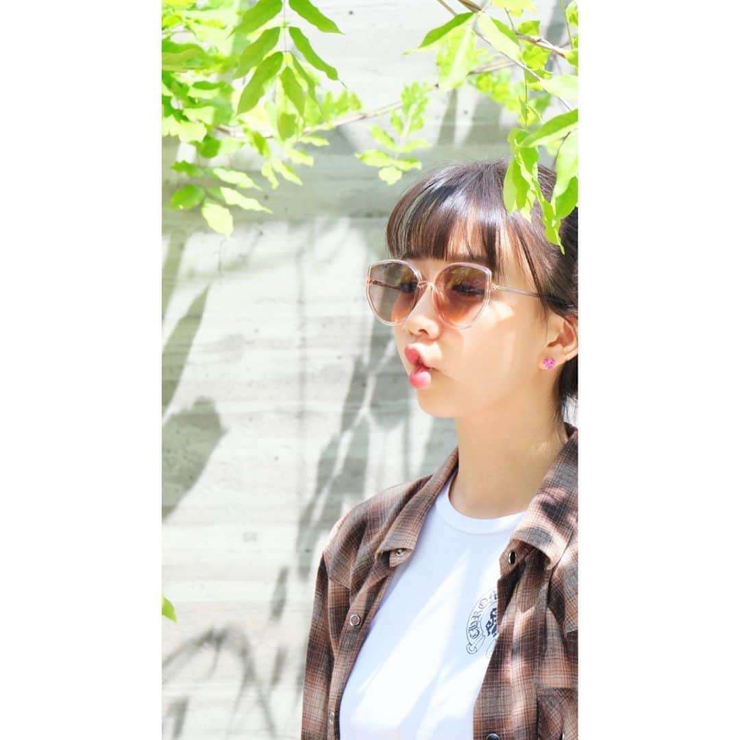 サングラス姿の芸能人を貼るトピ