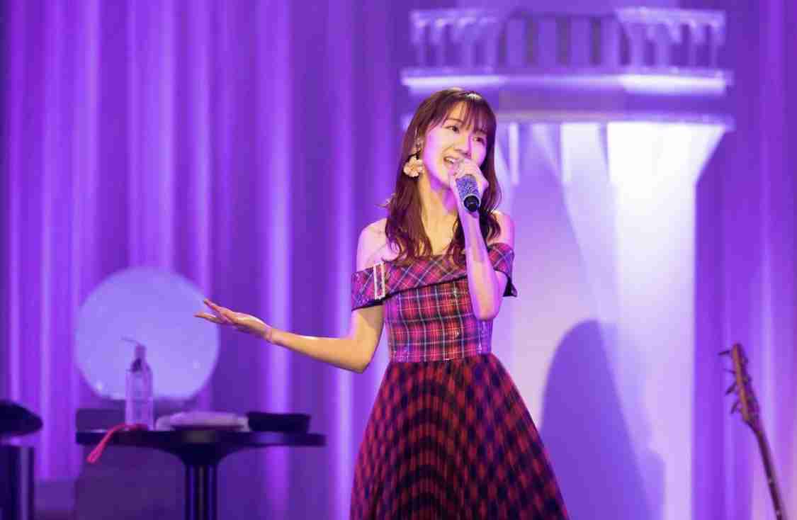 柏木由紀、ディナーショー開催「来られなかった方にも届くよう、心を込めて1曲1曲を歌いたい」