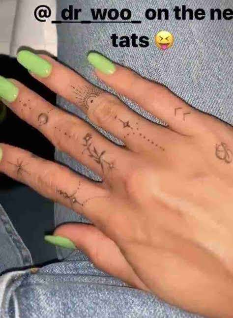 アリアナ・グランデが婚約発表　SNSは数時間で900万件超の「いいね！」