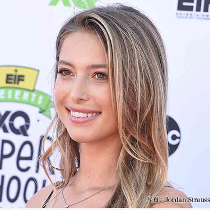 スティーブ・ジョブズの娘がモデルデビュー 才色兼備の22歳、馬術で注目も