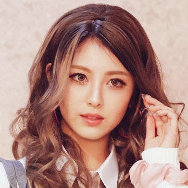 浜辺美波、コントで“ギャル”初挑戦「“今までで一番かわいい”って言われました」