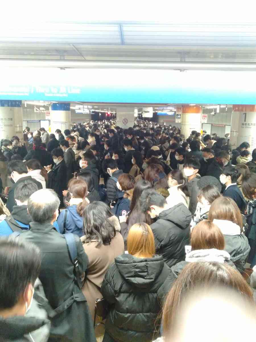 東京都 新型コロナ 800人超 感染確認 これまでで最多