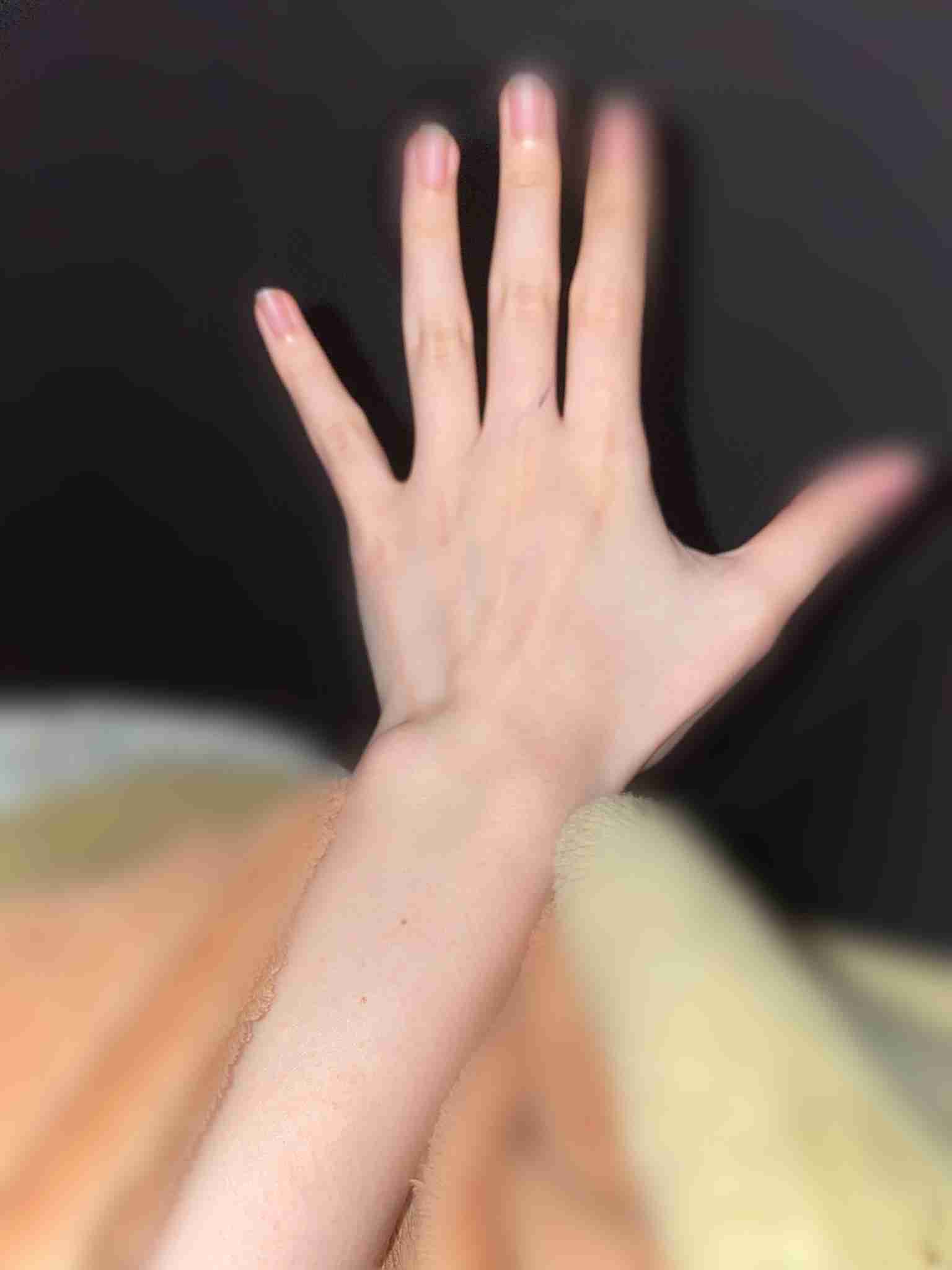骨格ナチュラル体型が分かりやすい画像を下さい