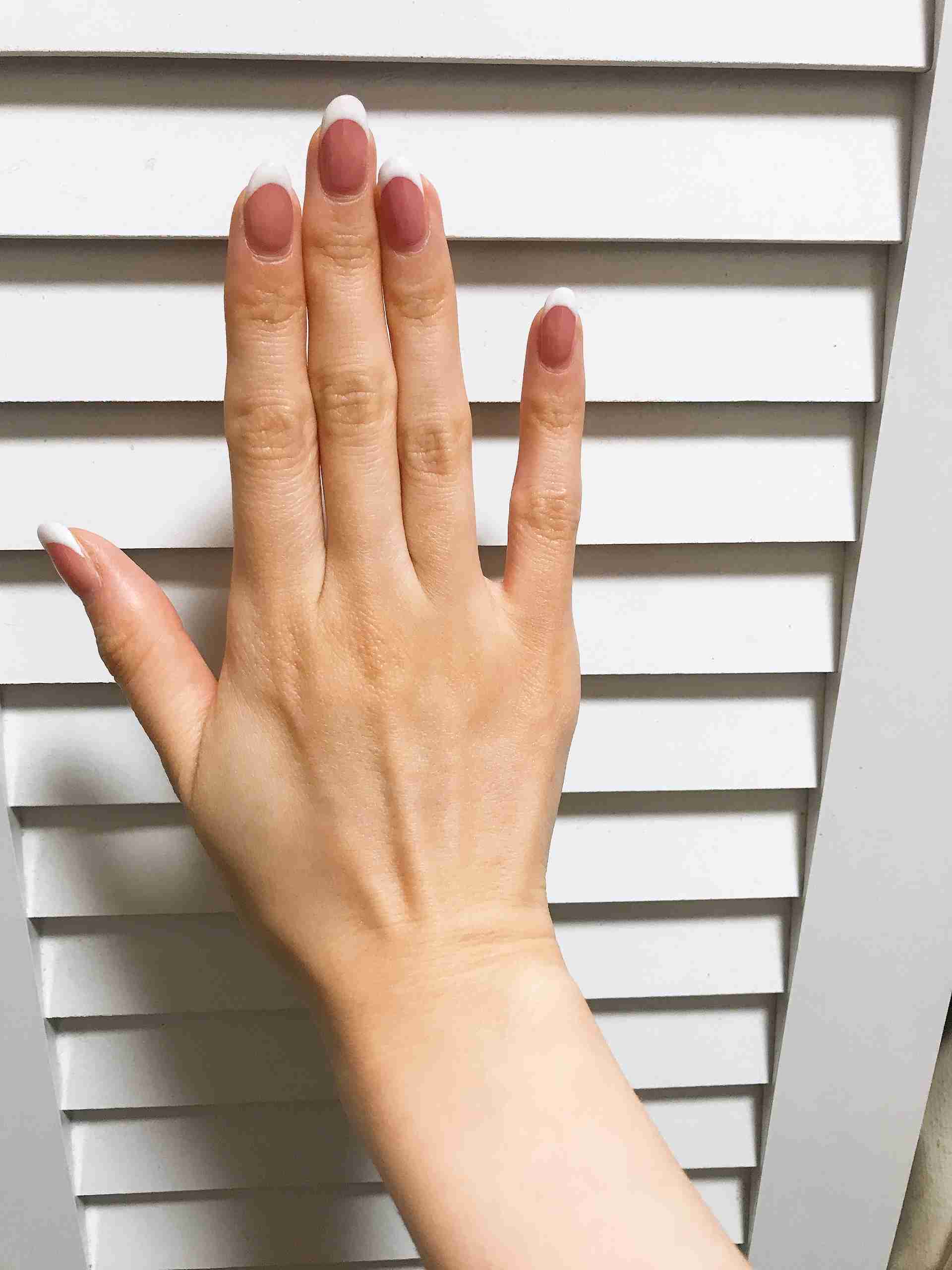 骨格ナチュラル体型が分かりやすい画像を下さい