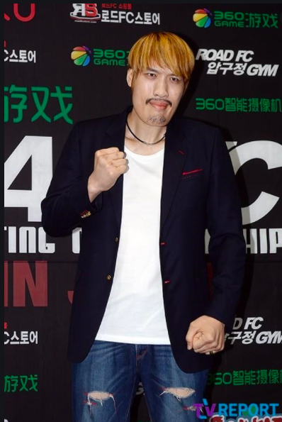 EXIT・りんたろー。が3カ月の肉体改造！美容誌「VOCE」で“美体グラビア”披露