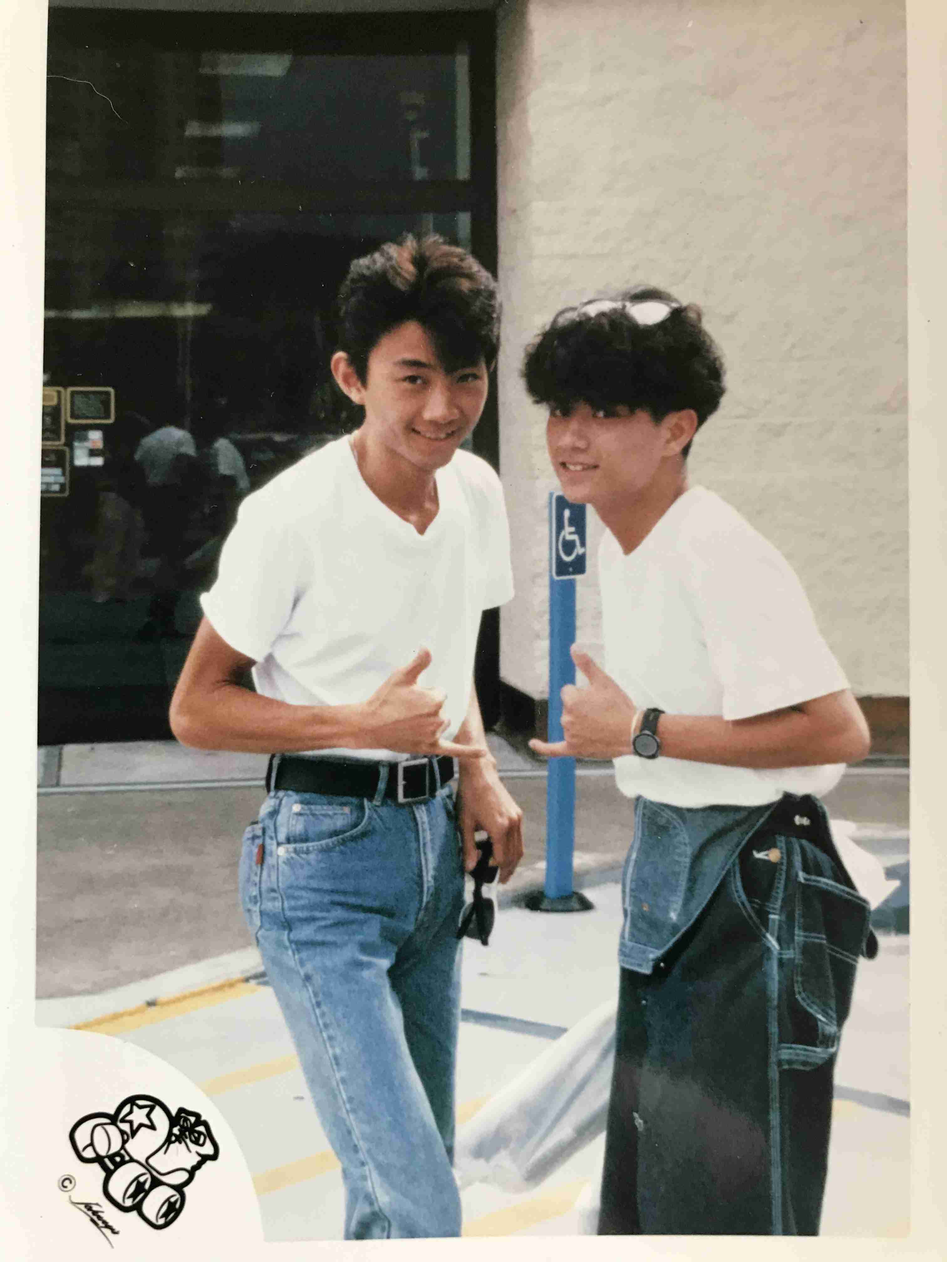 光GENJI　25年ぶり“復活”　内海光司＆佐藤アツヒロ、そろってローラースケート唱