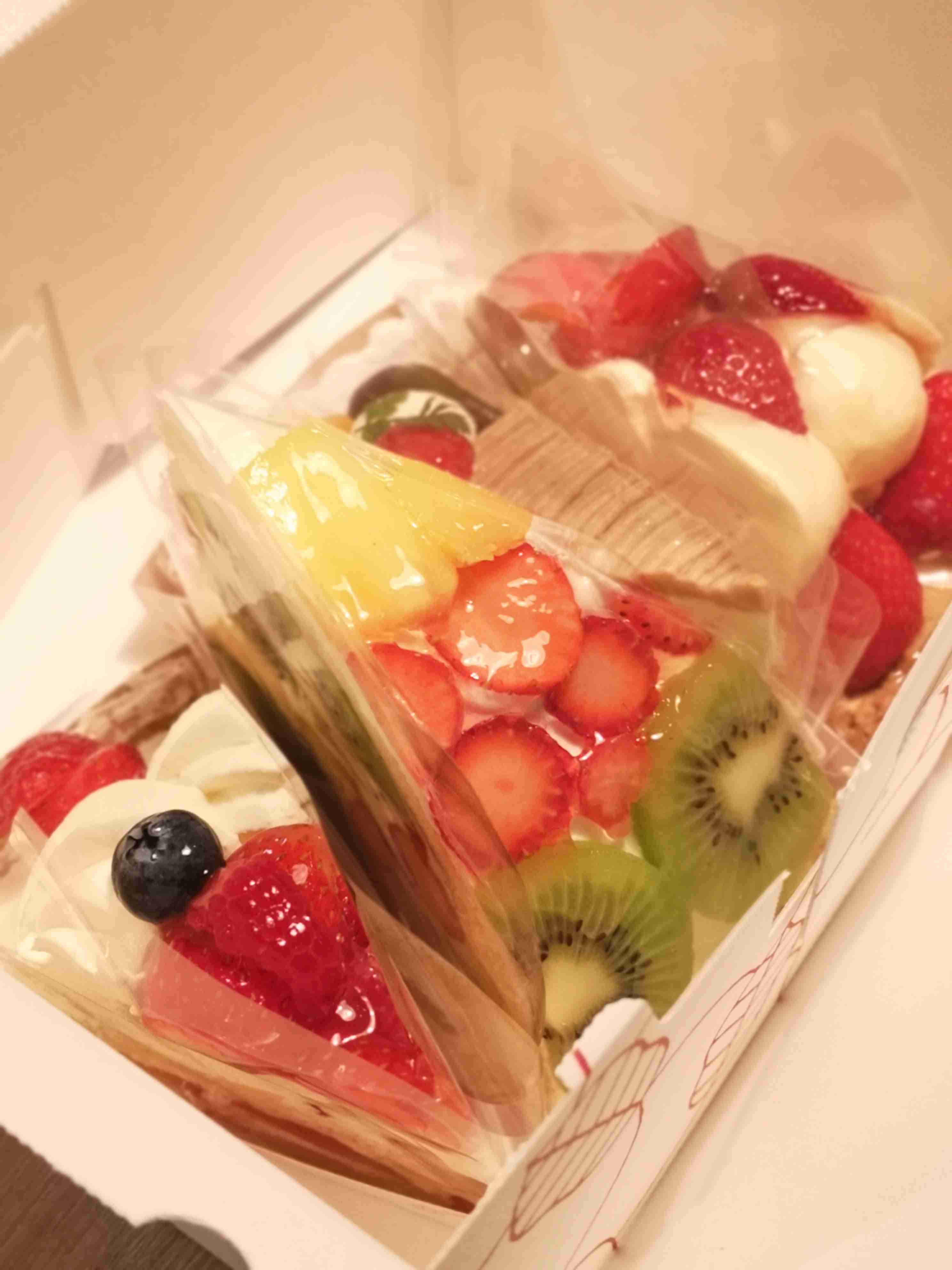 携帯に保存してあるケーキの画像見せて下さい!