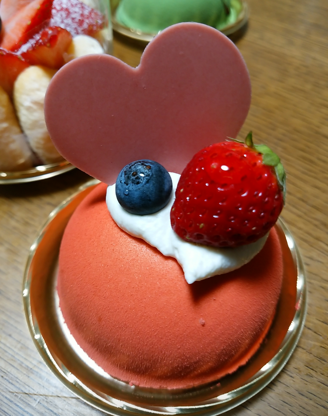 携帯に保存してあるケーキの画像見せて下さい!