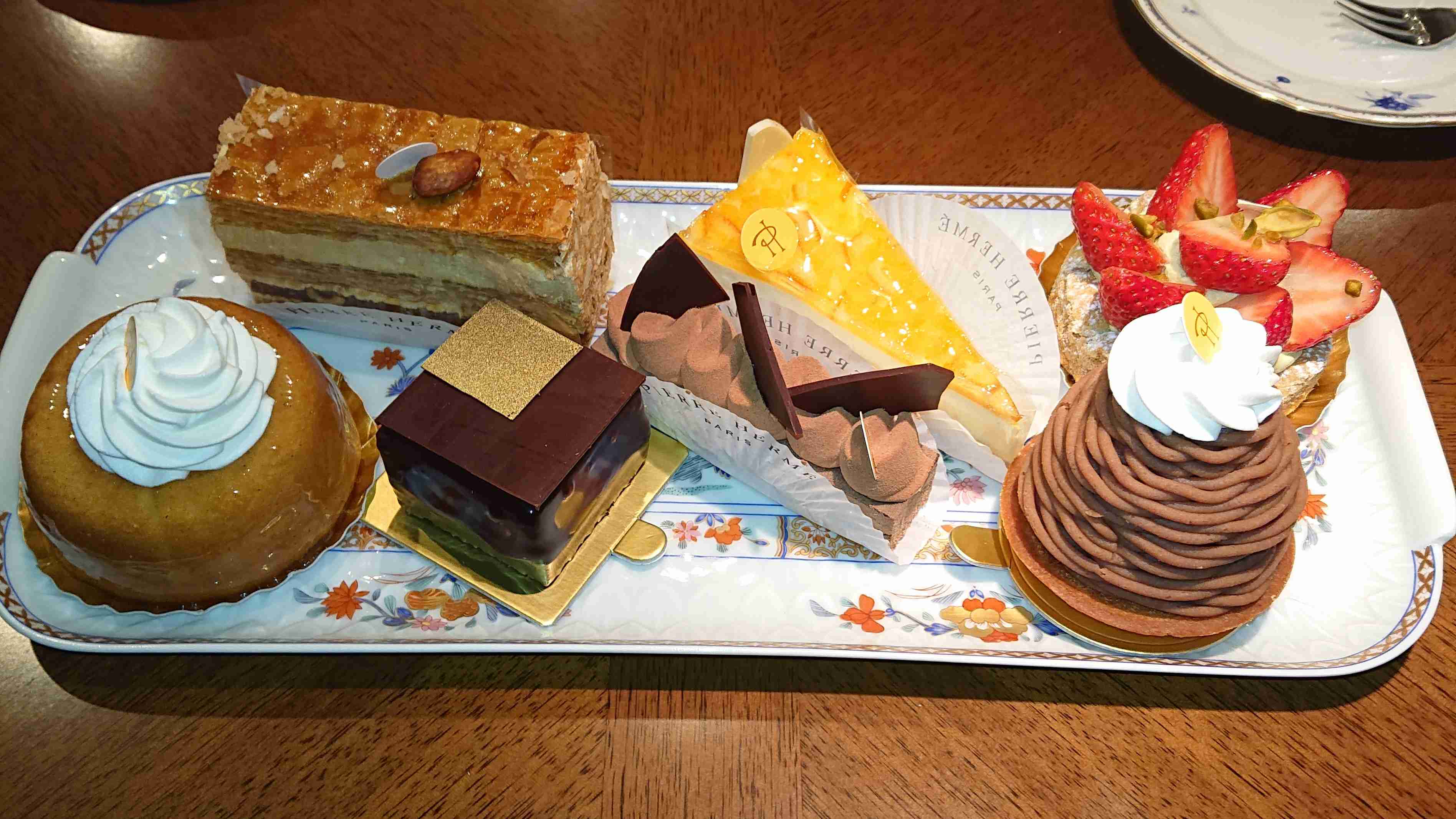 携帯に保存してあるケーキの画像見せて下さい!