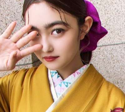 太眉卒業の井上咲楽、ポニーテールの最新ショットが「常盤貴子さんに見える」「眼力ハンパない」