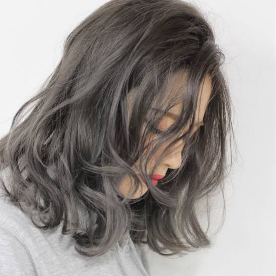 皆様の髪の毛の色を教えて下さい