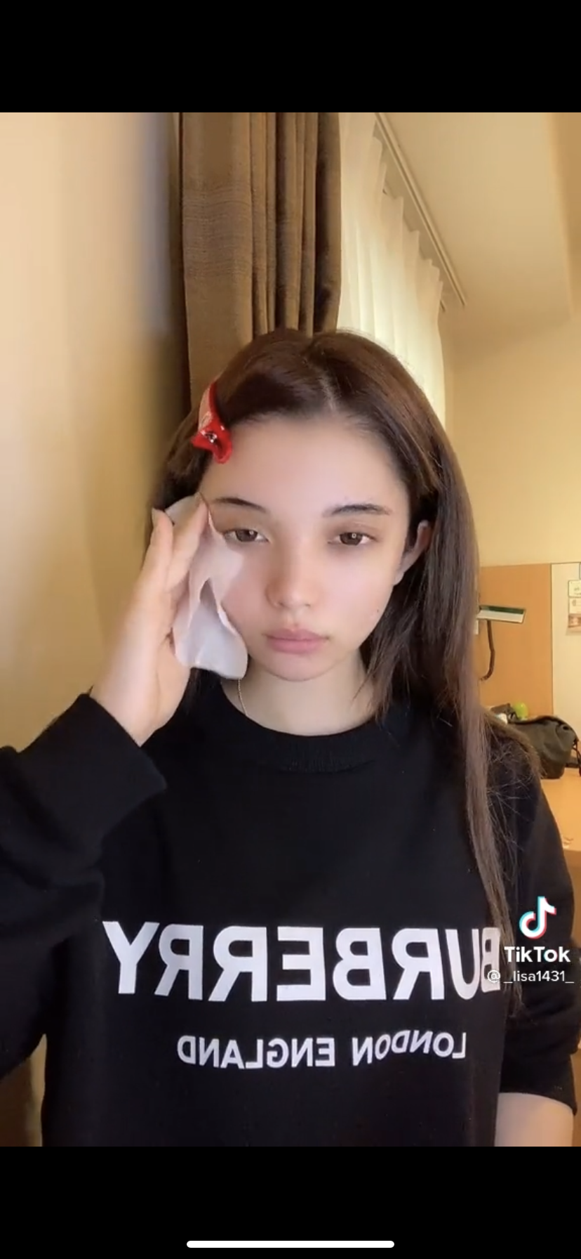「泣けちゃう」「今度こそはちゃんと幸せに」　カリスマモデル渡辺リサ（18）入籍に祝福の声