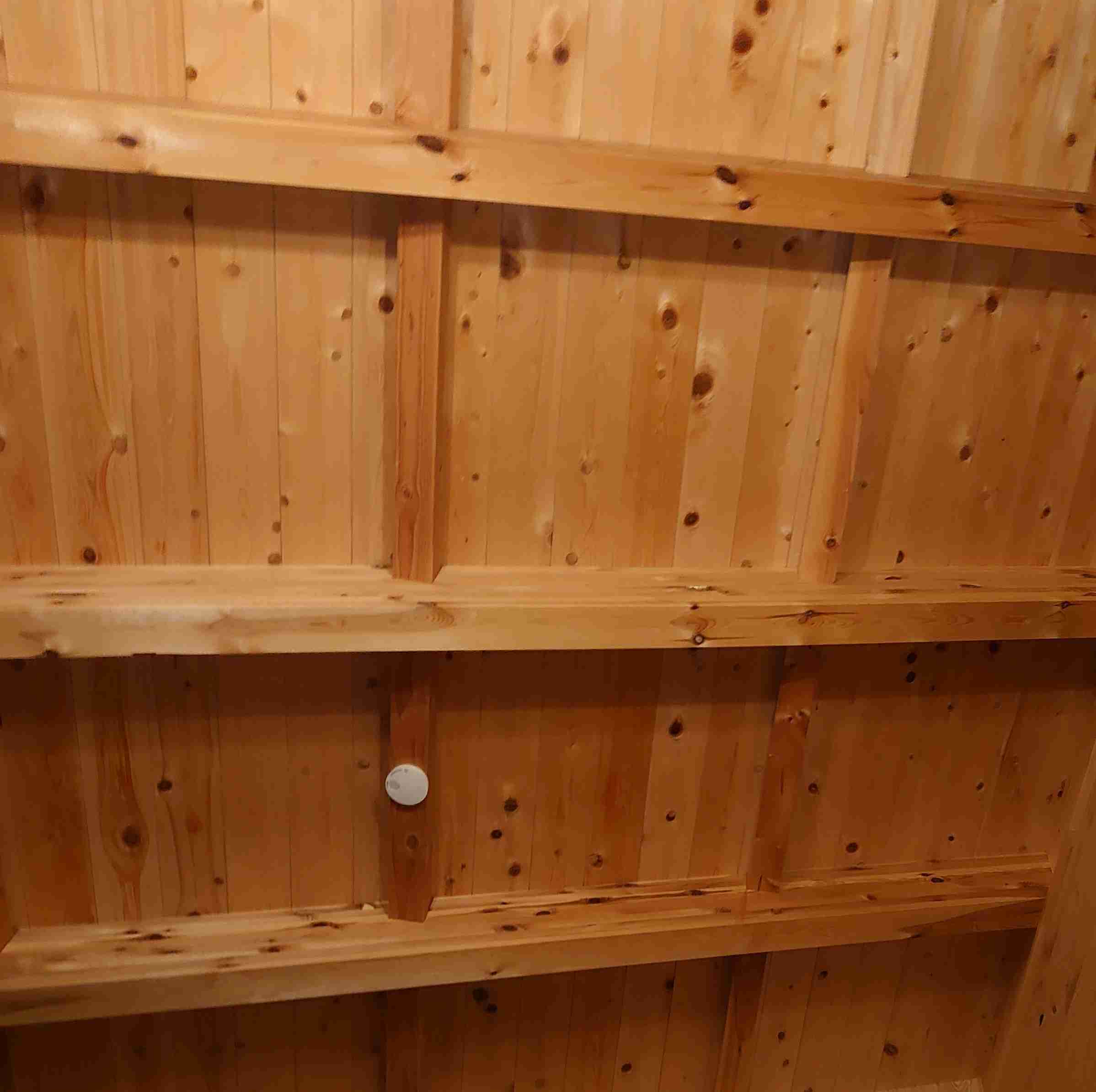 お部屋の天井を見せてください