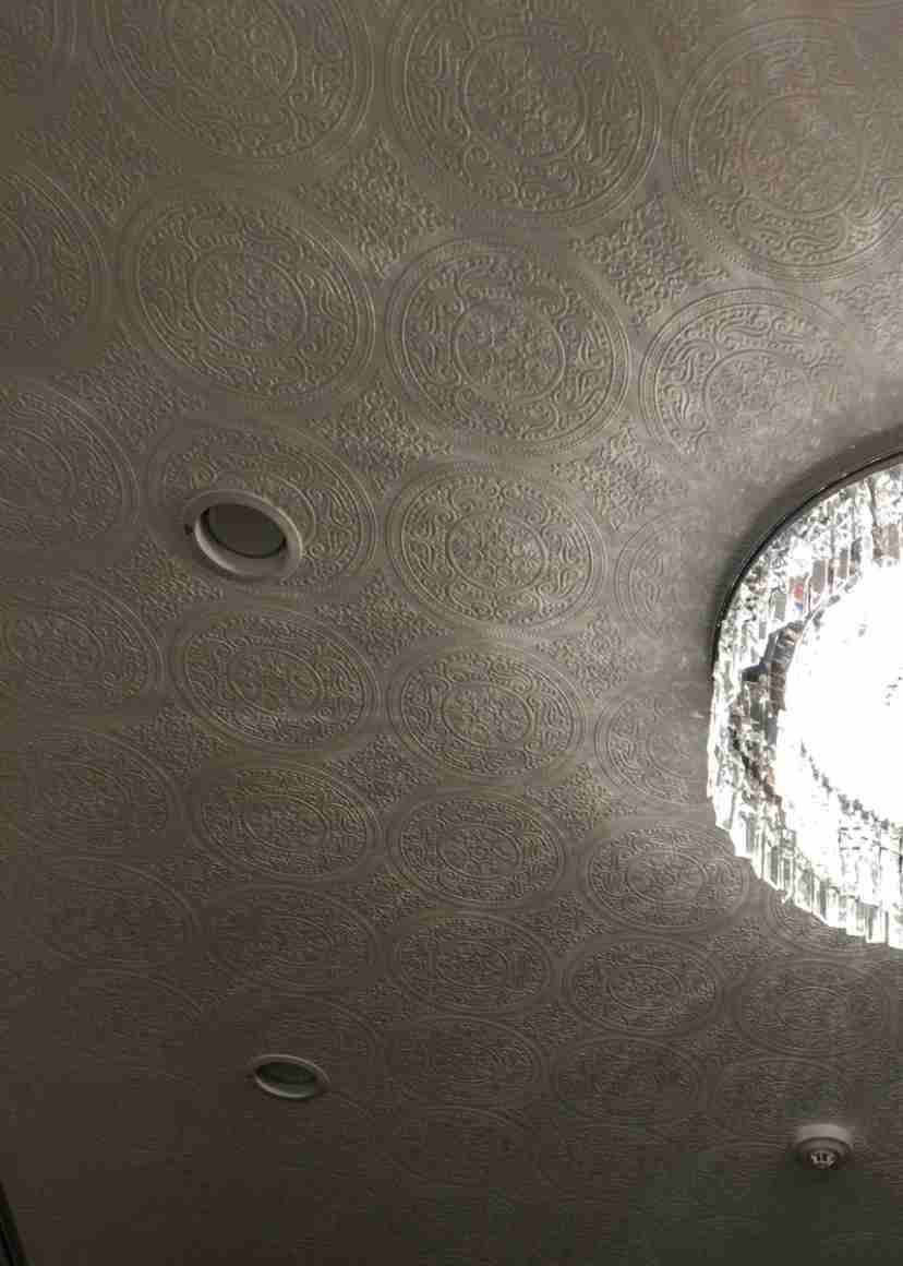 お部屋の天井を見せてください