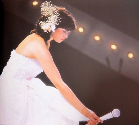 【実況】伝説のコンサート“山口百恵 1980．10．5 日本武道館”