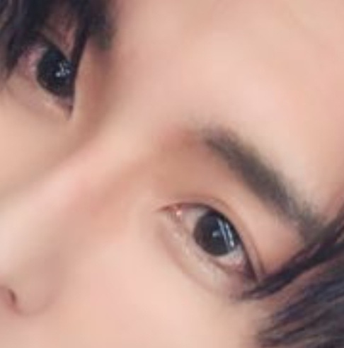 アラフォーのみなさん、アイシャドウ何色ですか?
