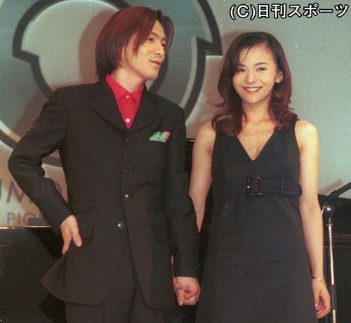 “涙の謝罪”華原朋美　コンビニ飯12品ドカ食い「こんな時間にいけないぞと思いながらも…」