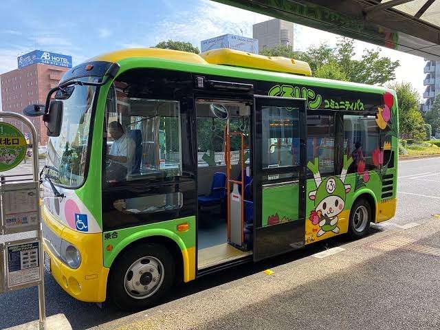 若者のクルマ離れが止まらない 新成人の半数近くが「興味ない」「免許持ってない」