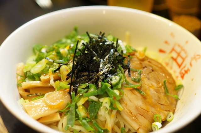 夜中に何食べたくなる？