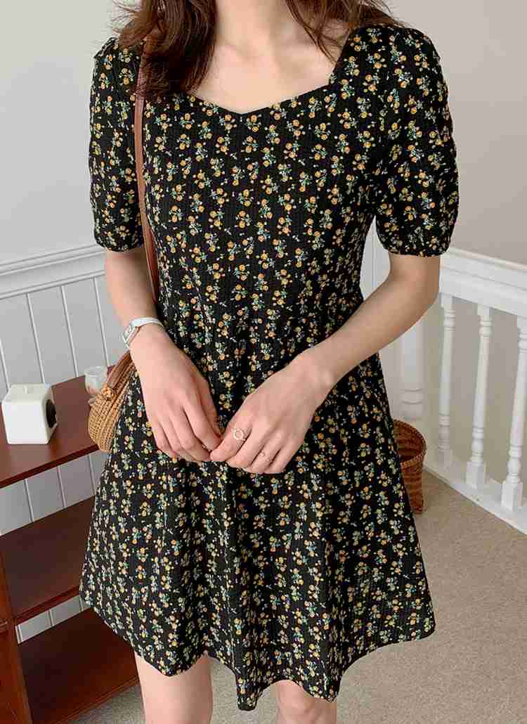 小花柄の服がすきっっっ！