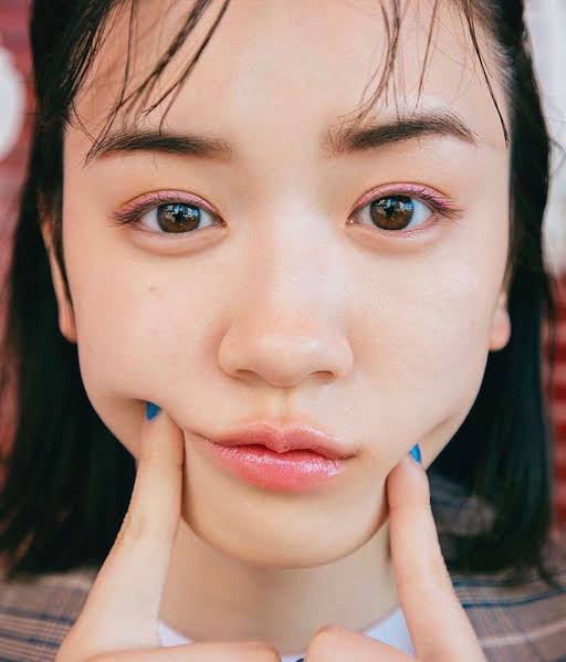 肌の透明感を上げるには