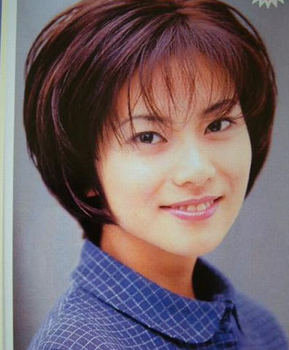 柴咲コウ「時代感じる」幼少期の正月写真公開 反響続々「かわいすぎ」「小さな頃から知的感」