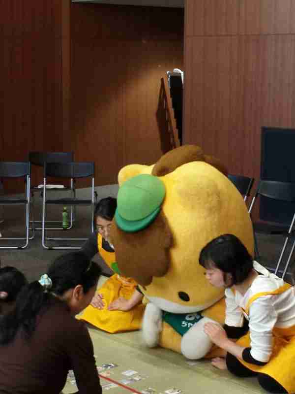 なぜかるた？ 都が作成した『ウィズコロナ東京かるた』に疑問の声「周囲への注意喚起にも」